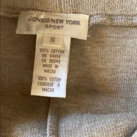 JNY perfect condition knead skirt - Picture 8 of 8